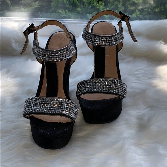 Barely worn Aldo suede with clear decals wedges - Picture 3 of 4